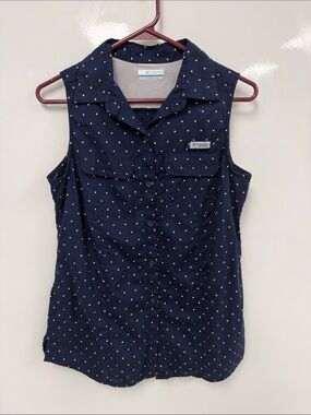 Columbia Navy and White Polka Dot Sleeveless Shirt Medium